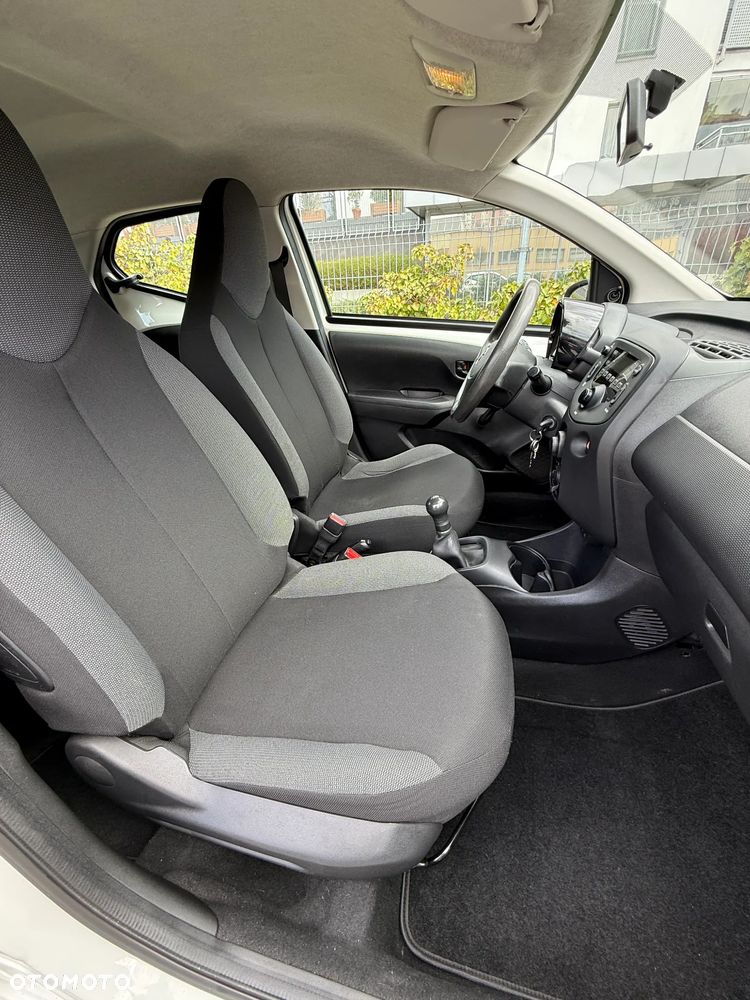 Toyota Aygo 1.0 VVT-i Sprint EU6 - 32