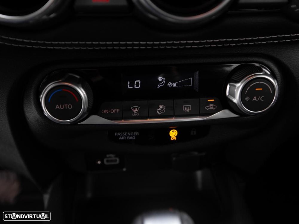 Nissan Juke 1.0 DIG-T N-Connecta DCT - 16