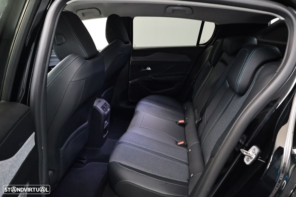 Peugeot 308 1.6 Hybrid Allure Pack e-EAT8 - 25