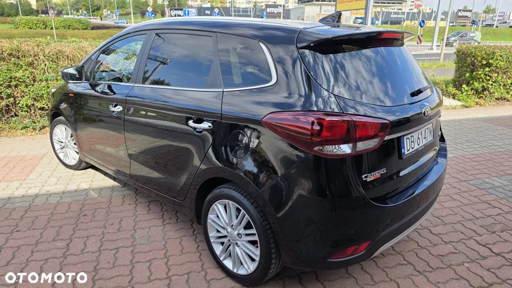 Kia Carens 1.7 CRDi Business Line 7os - 30
