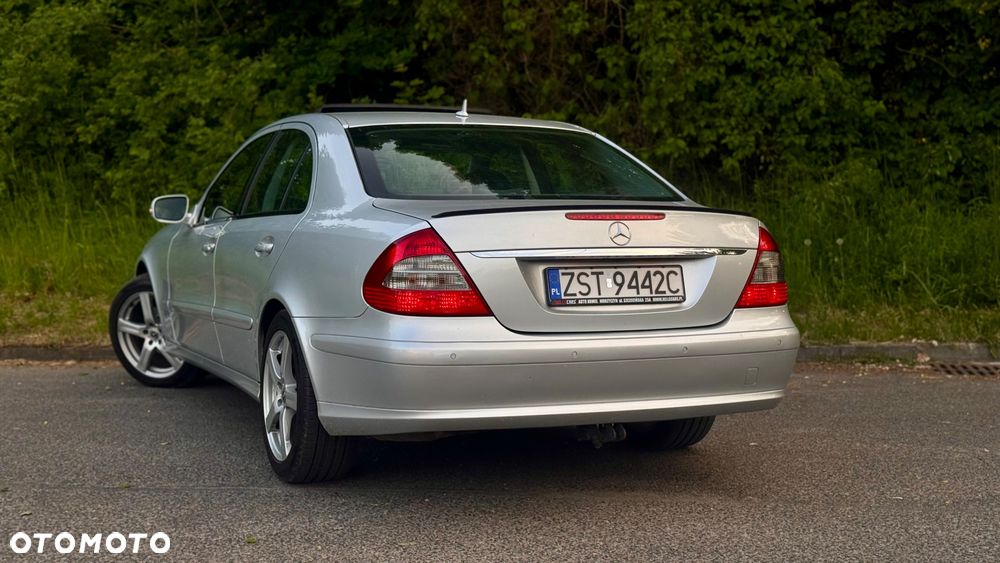 Mercedes-Benz Klasa E - 24