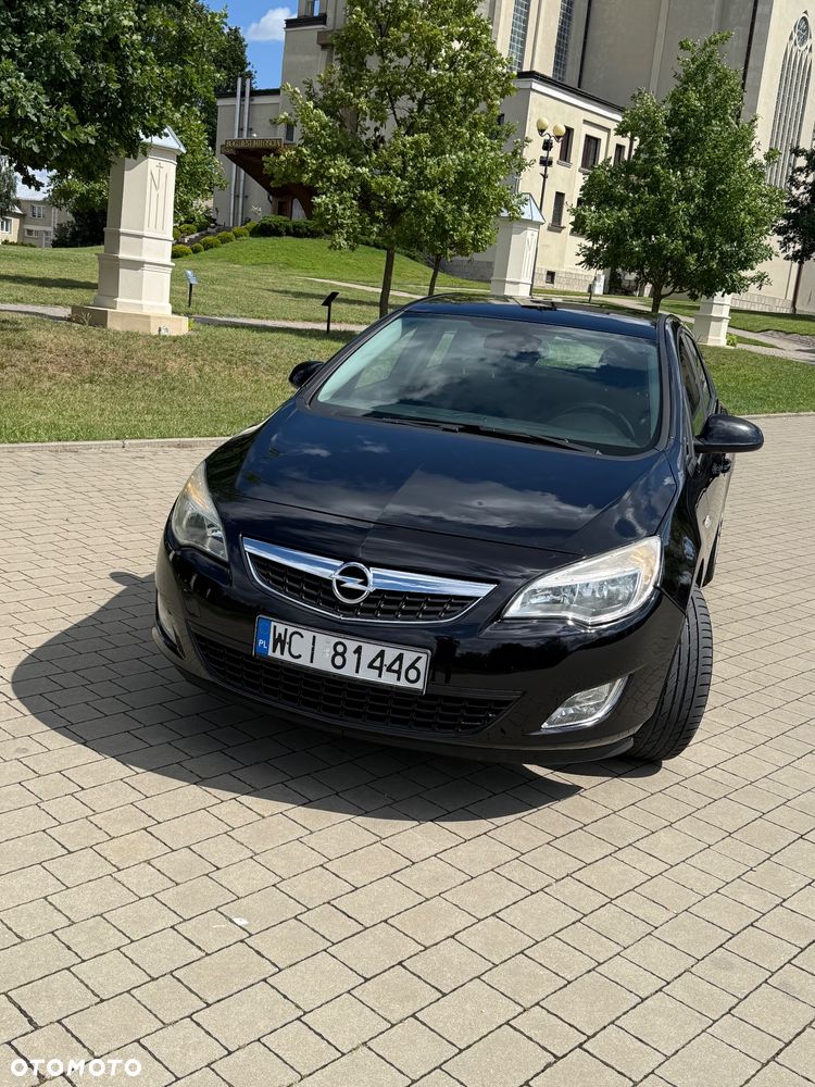 Opel Astra 1.7 CDTI - 11