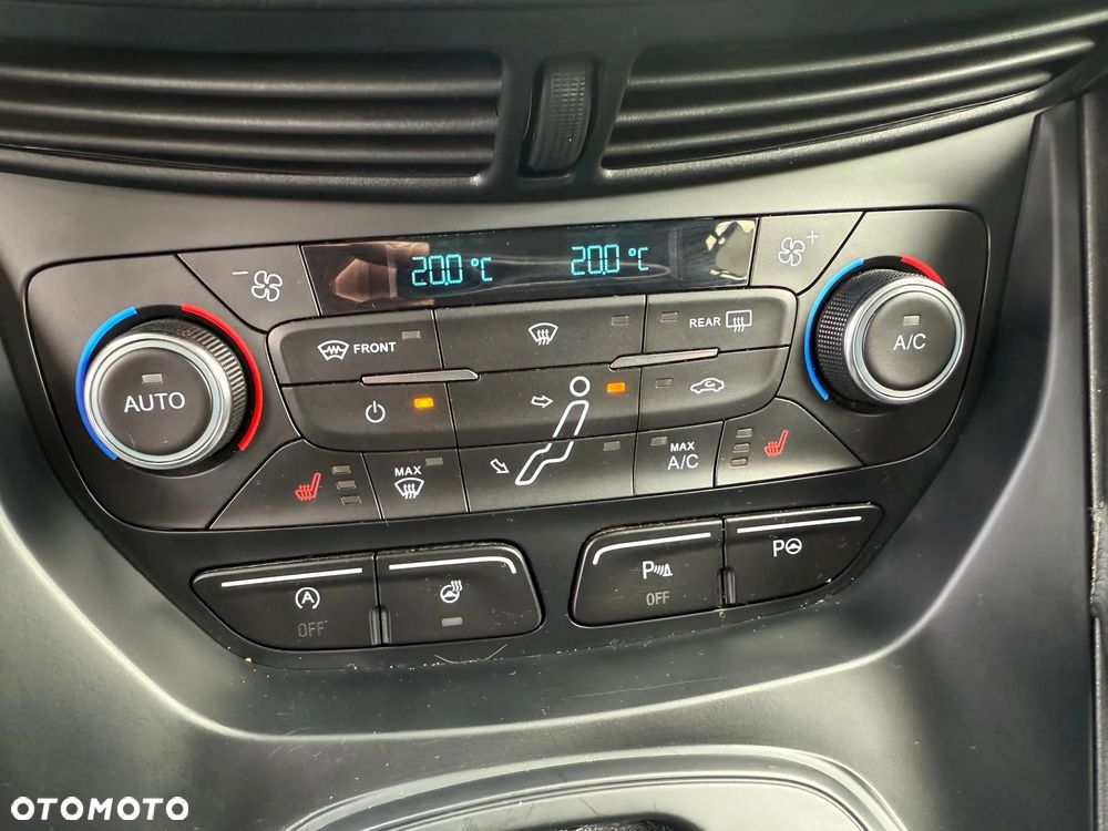 Ford Grand C-MAX - 22