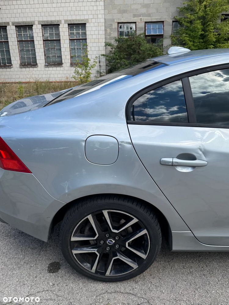 Volvo S60 - 15