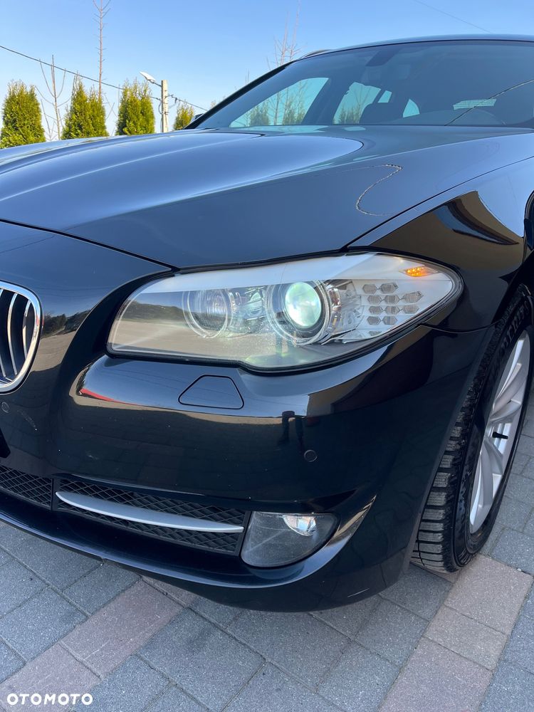 BMW Seria 5 525d xDrive Sport-Aut Modern Line - 9