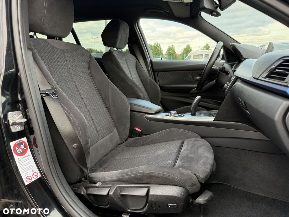 BMW Seria 3 - 26