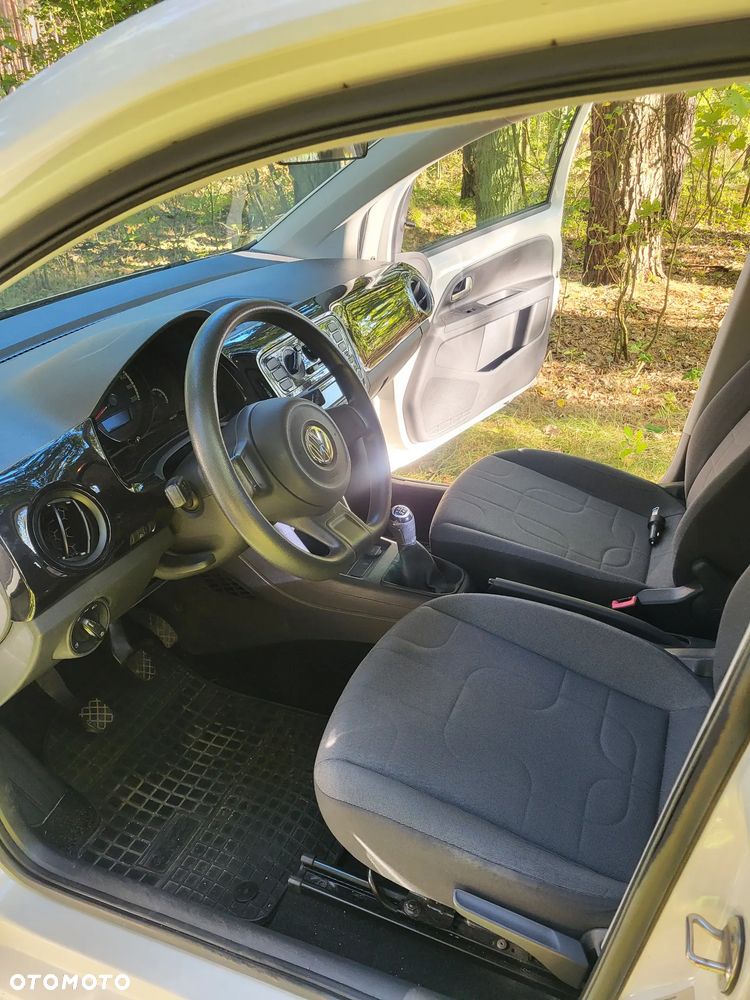 Volkswagen up! 1.0 high - 9