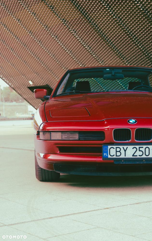BMW Seria 8 - 7