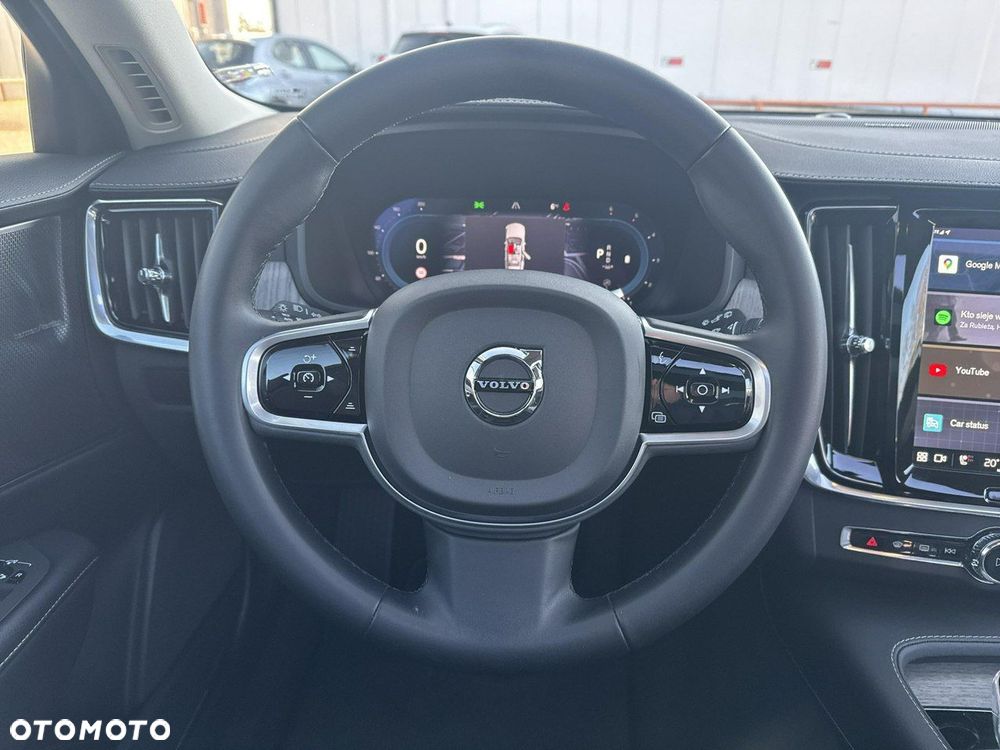Volvo V90 Cross Country B5 D AWD Pro - 24