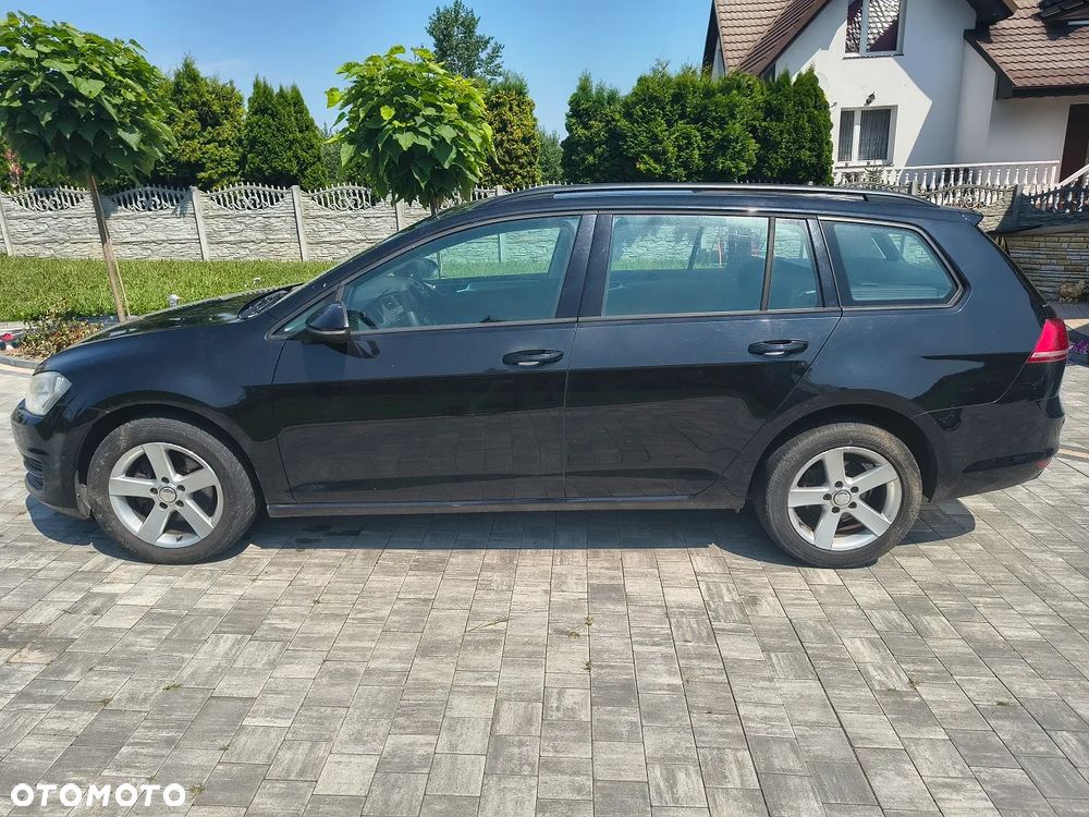 Volkswagen Golf 1.6 TDI DPF Comfortline - 3