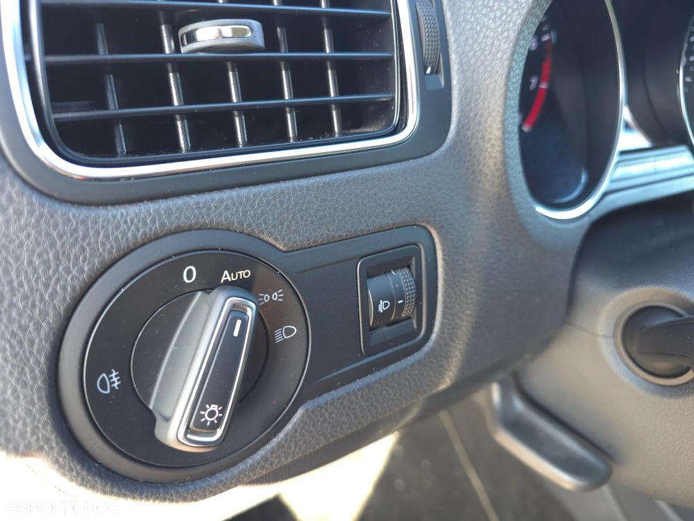 Volkswagen Polo 1.2 TSI Comfortline - 21