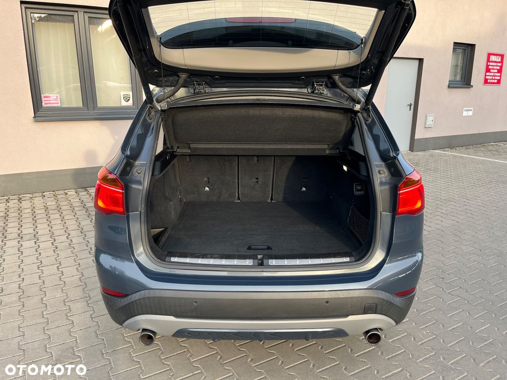 BMW X1 xDrive25d Sport Line - 28