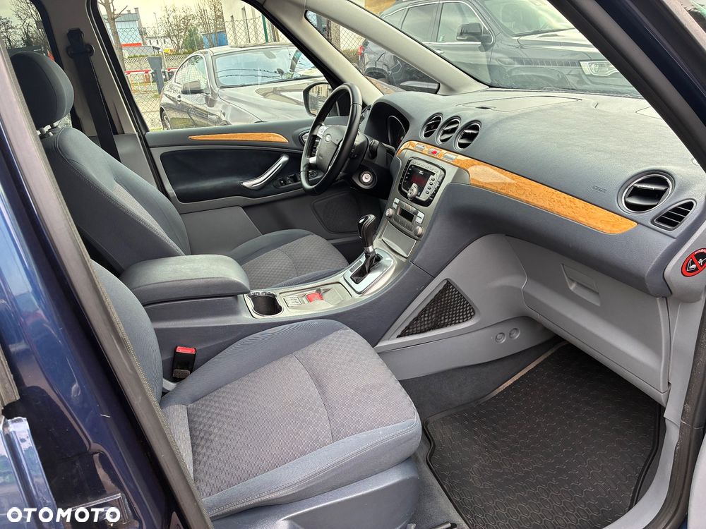 Ford Galaxy 2.0 TDCi Ghia - 15