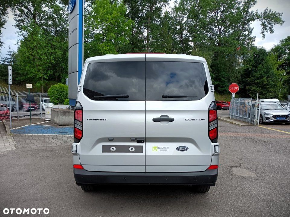 Ford Transit Custom - 5