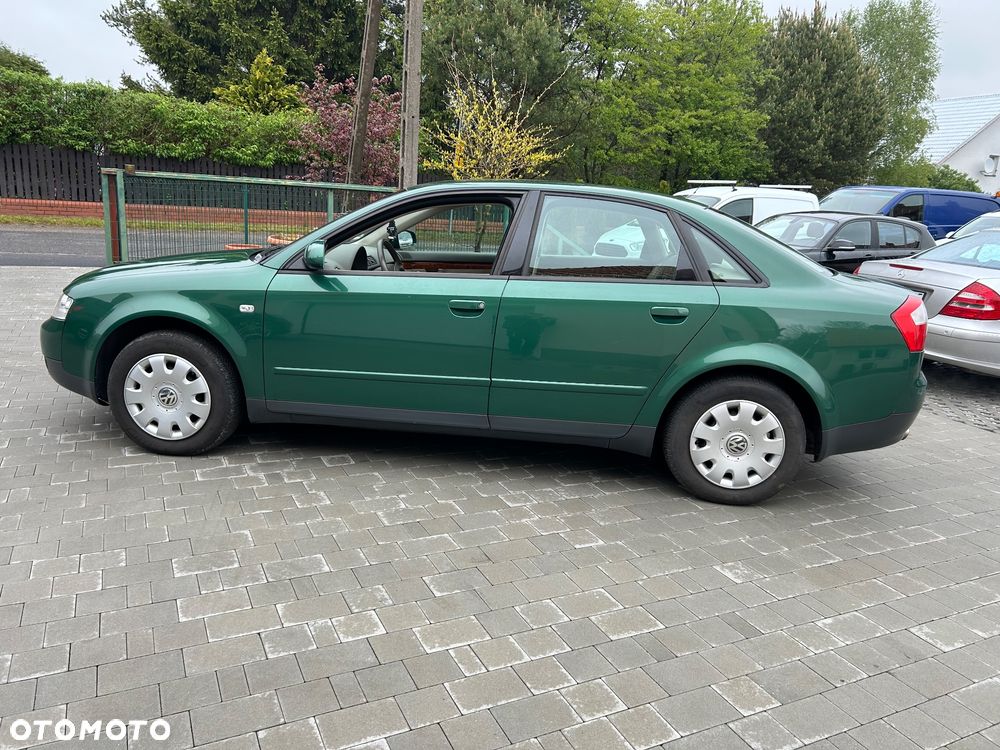 Audi A4 Limousine - 5