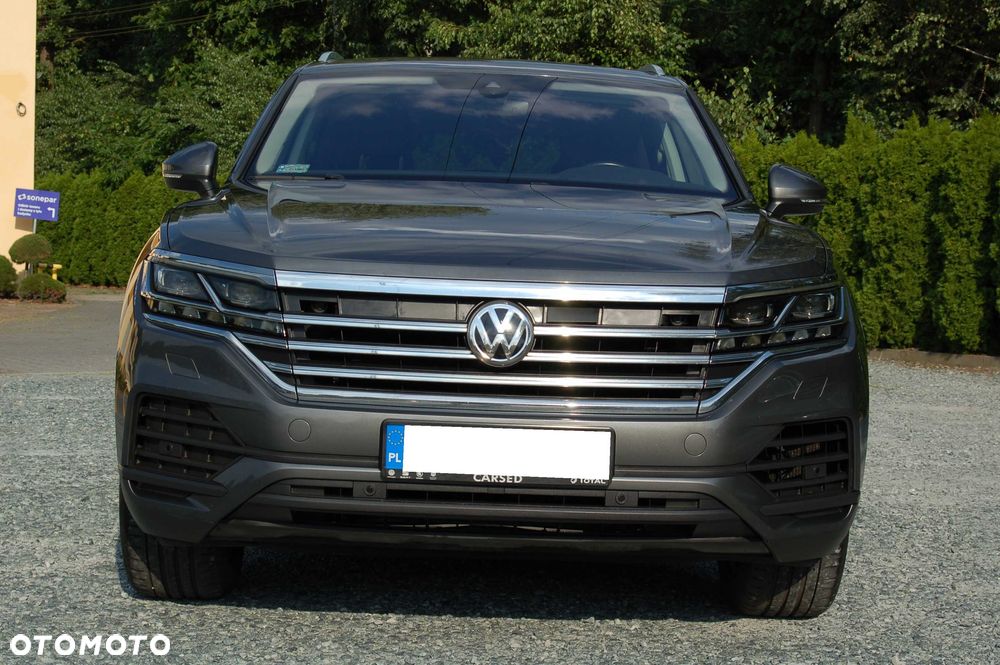 Volkswagen Touareg - 2