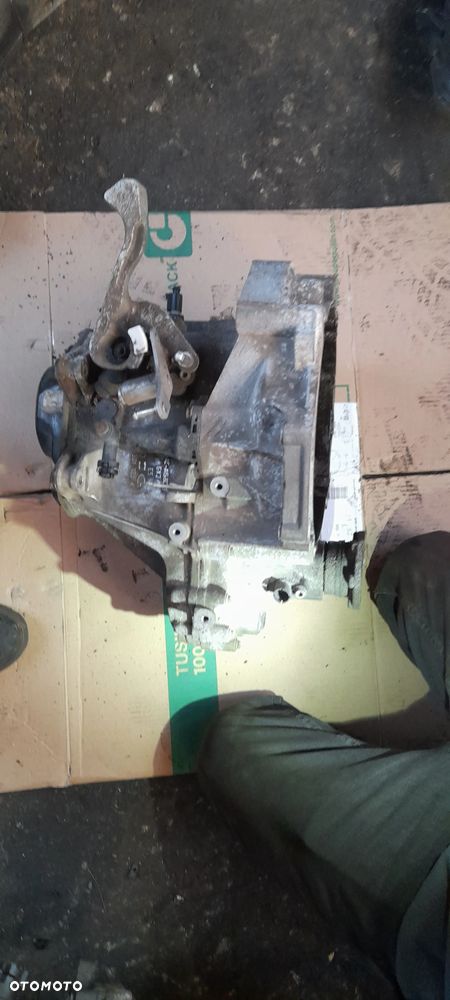 SKRZYNIA BIEGÓW JJL skoda 1,2  polo 9n - 5