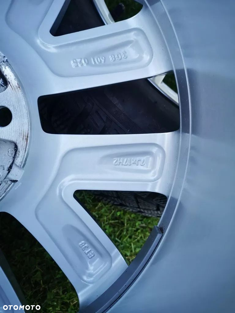VW ARTEON 17'' ORYGINALNE 3G8 PIRELLI - 14