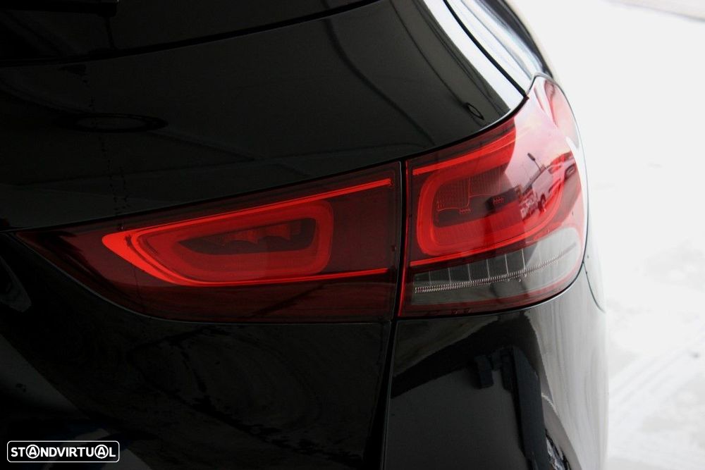 Mercedes-Benz GLA 180 d AMG Line - 10