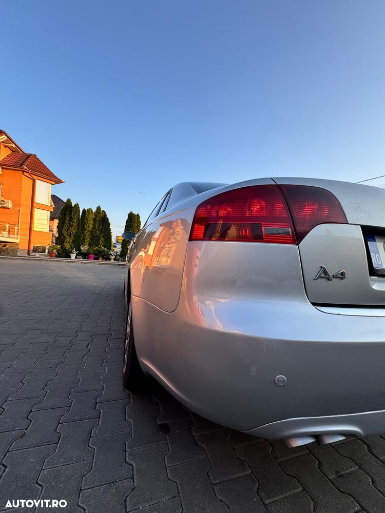 Audi A4 Limuzina - 10