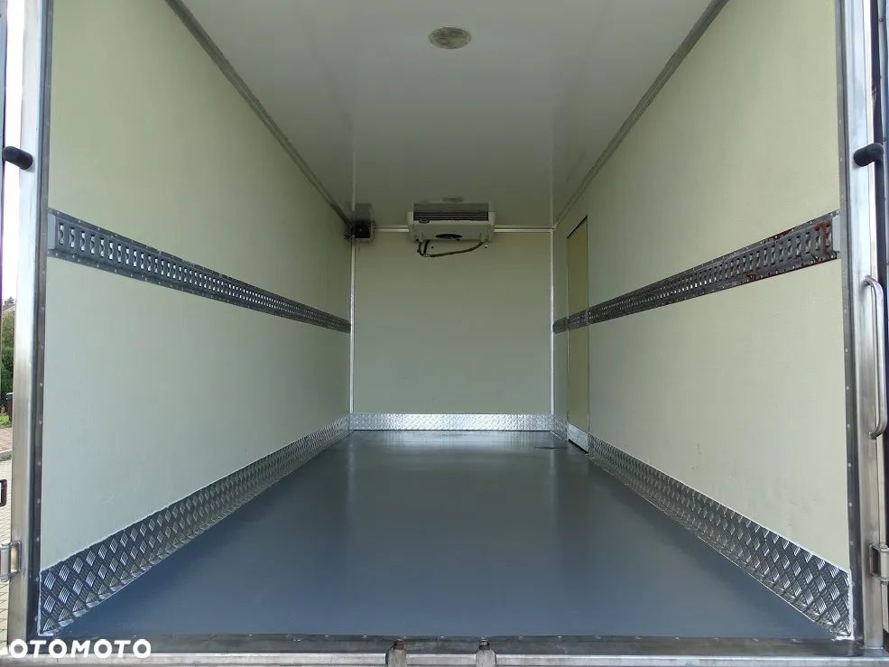 Iveco Daily 50C15 3.0 Chłodnia 10 EuroPalet + WINDA 1000 KG CARRIER VIENTO 300 JAK NOWY!! Salon PL!! - 19