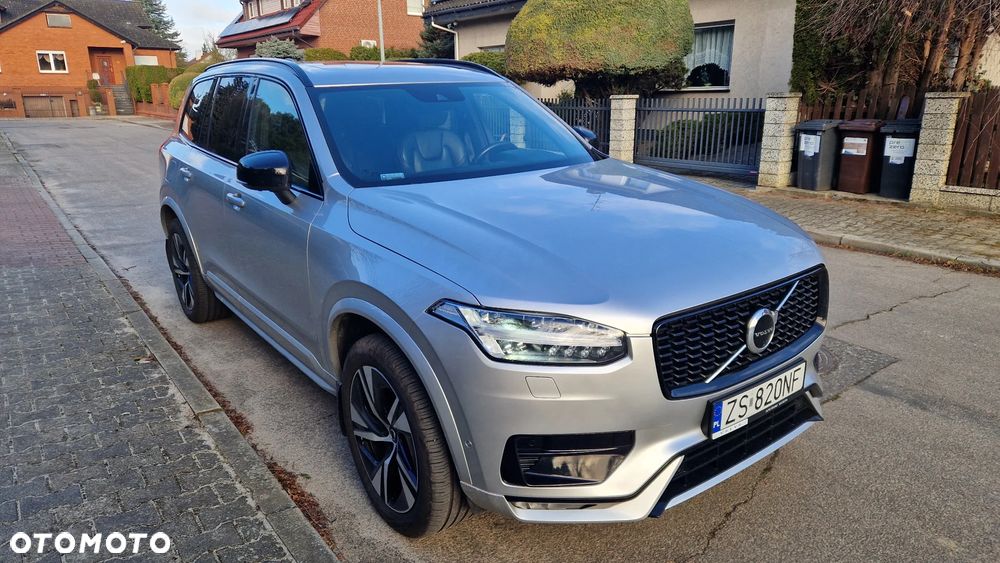 Volvo XC 90 B5 D AWD R-Design - 3