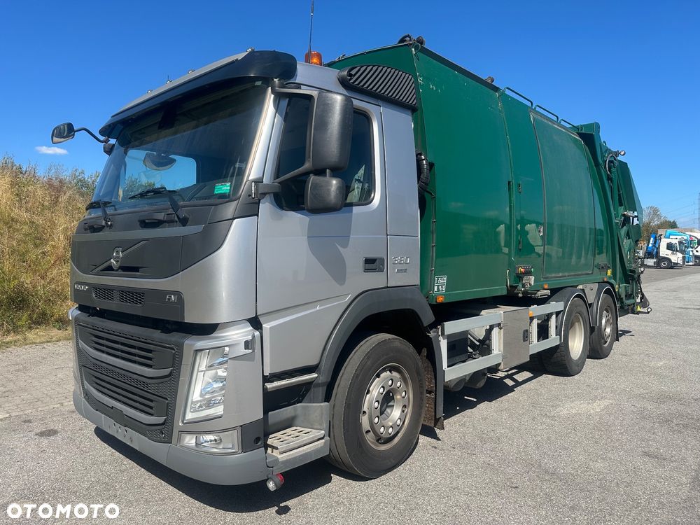Volvo FM 330 6x2 Śmieciarka 2 komory NTM - 2