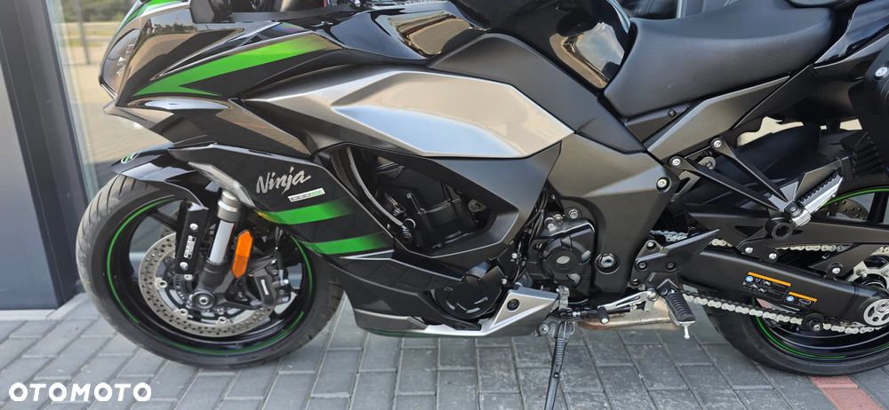 Kawasaki Ninja 1000 SX - 37