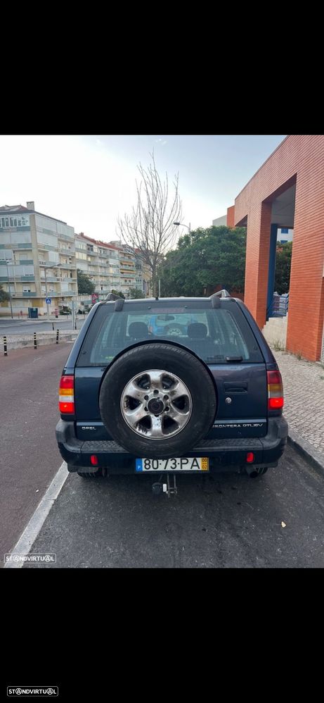 Opel Frontera 2.2 DTi - 2