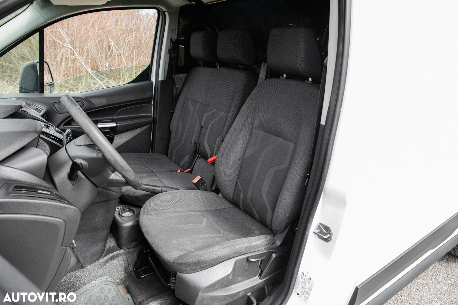 Ford Tourneo conect - 14