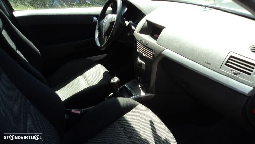 Opel Astra H 1.7CDTi 100cv 5P 2006 - Para Peças - 6