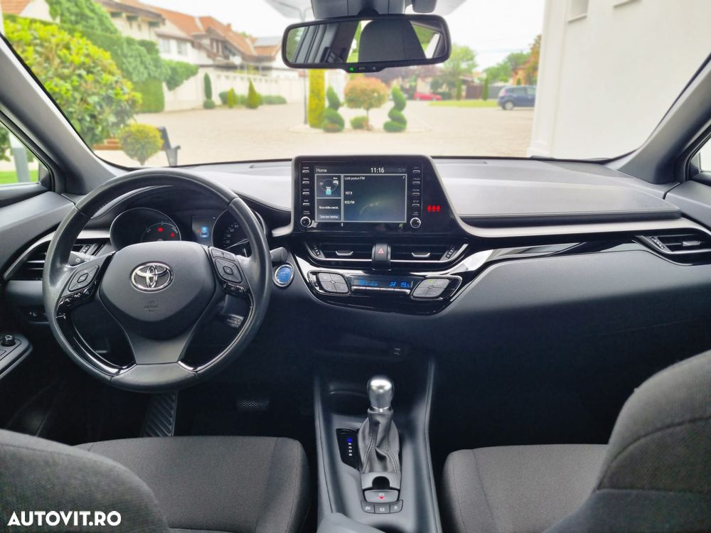 Toyota C-HR Style - 10