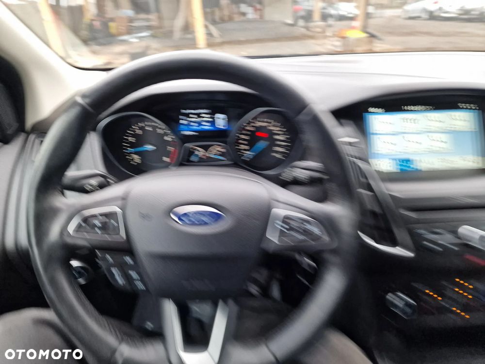 Ford Focus 1.0 EcoBoost Start-Stopp-System TITANIUM - 19