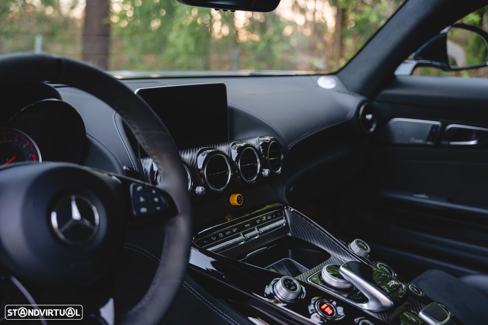 Mercedes-Benz AMG GT R - 30