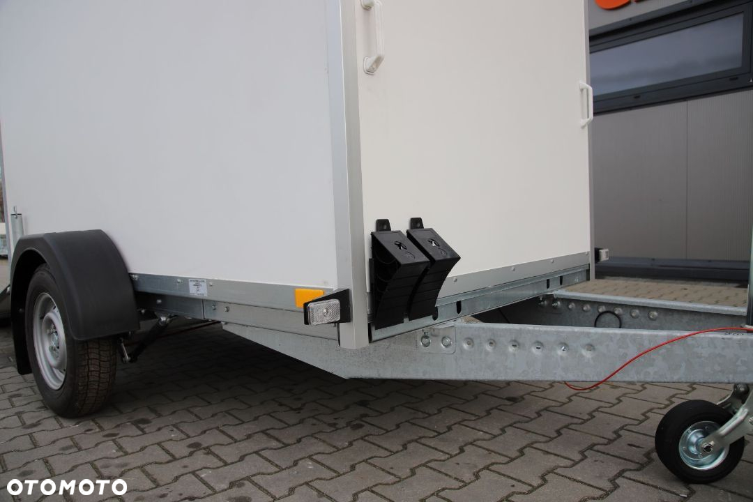 Niewiadów Niewiadów Kontener/Furgon F1326.13HD z trapem - 12