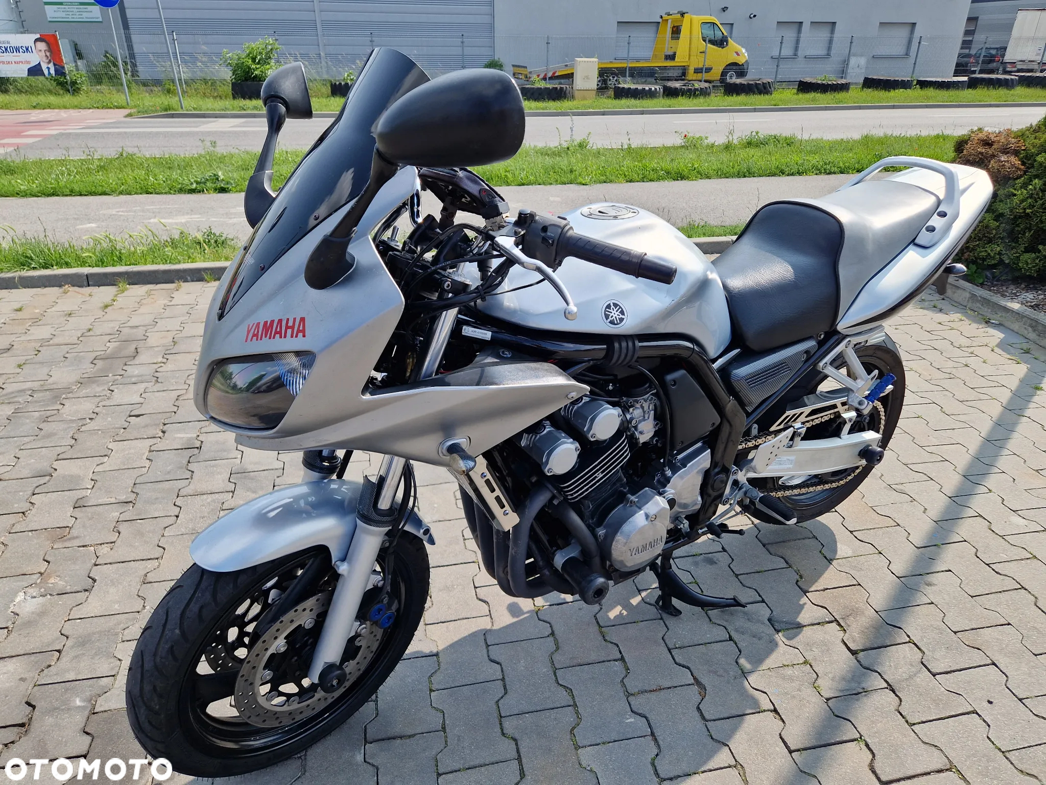 Yamaha FZS - 5