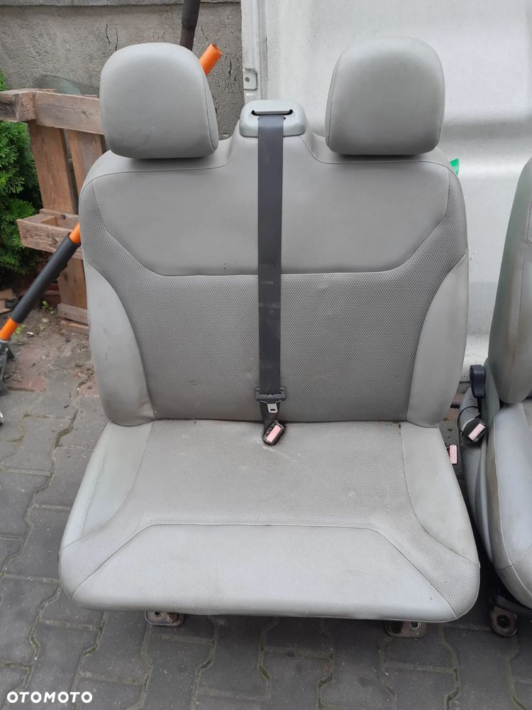 Fotele przednie komplet Renault Trafic II - 3