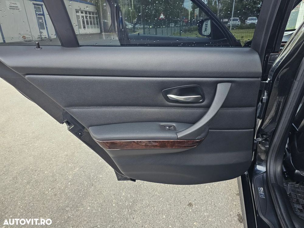 BMW Seria 3 320d - 6