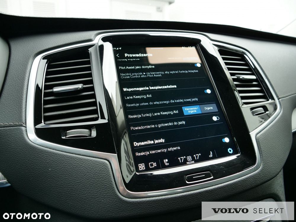 Volvo XC 90 - 31