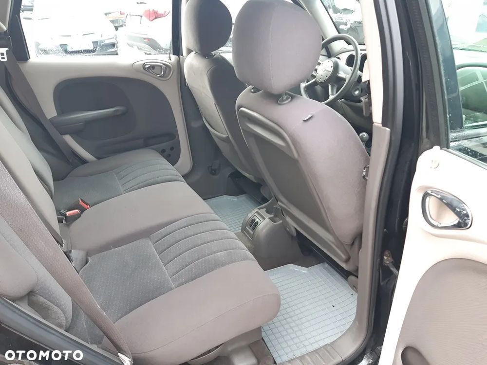 Chrysler PT Cruiser - 10