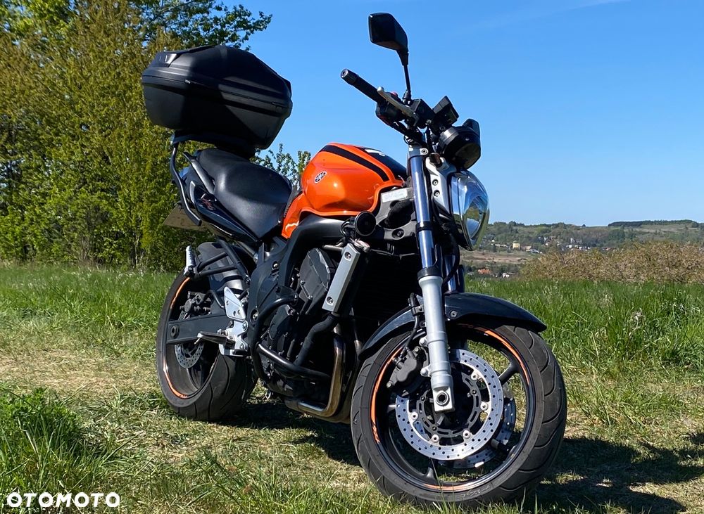 Yamaha FZ6 - 1