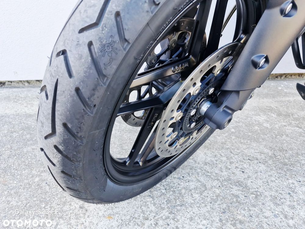 Triumph Tiger - 8