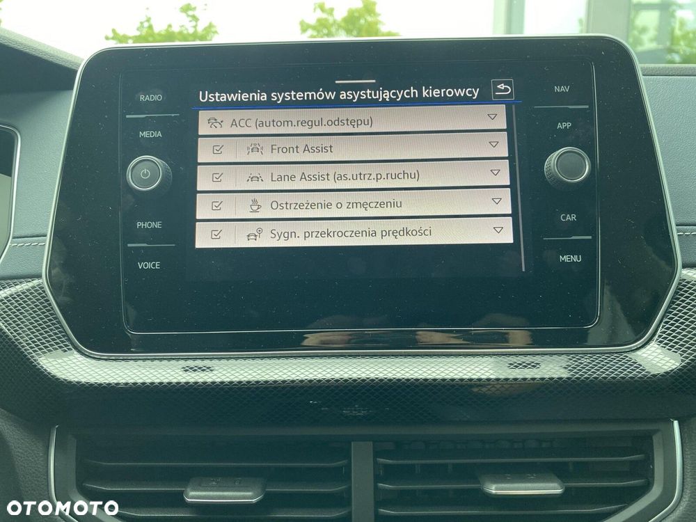 Volkswagen T-Cross - 27