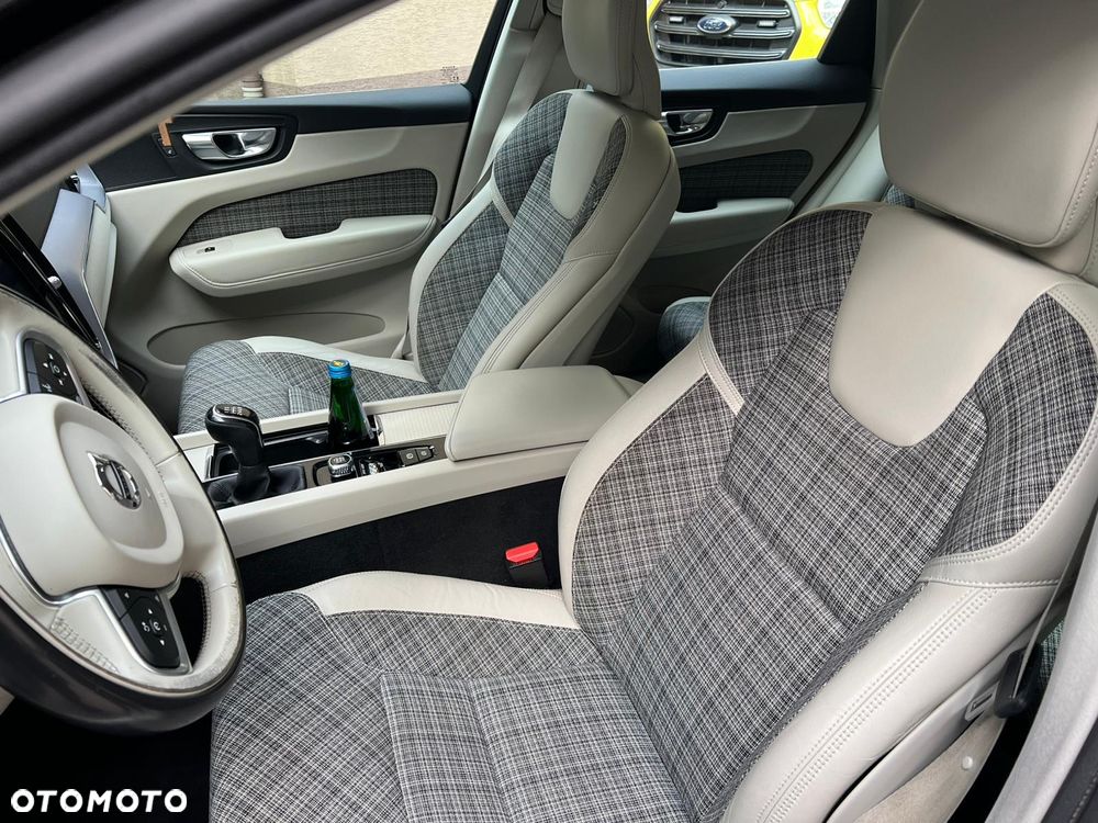 Volvo XC 60 - 10