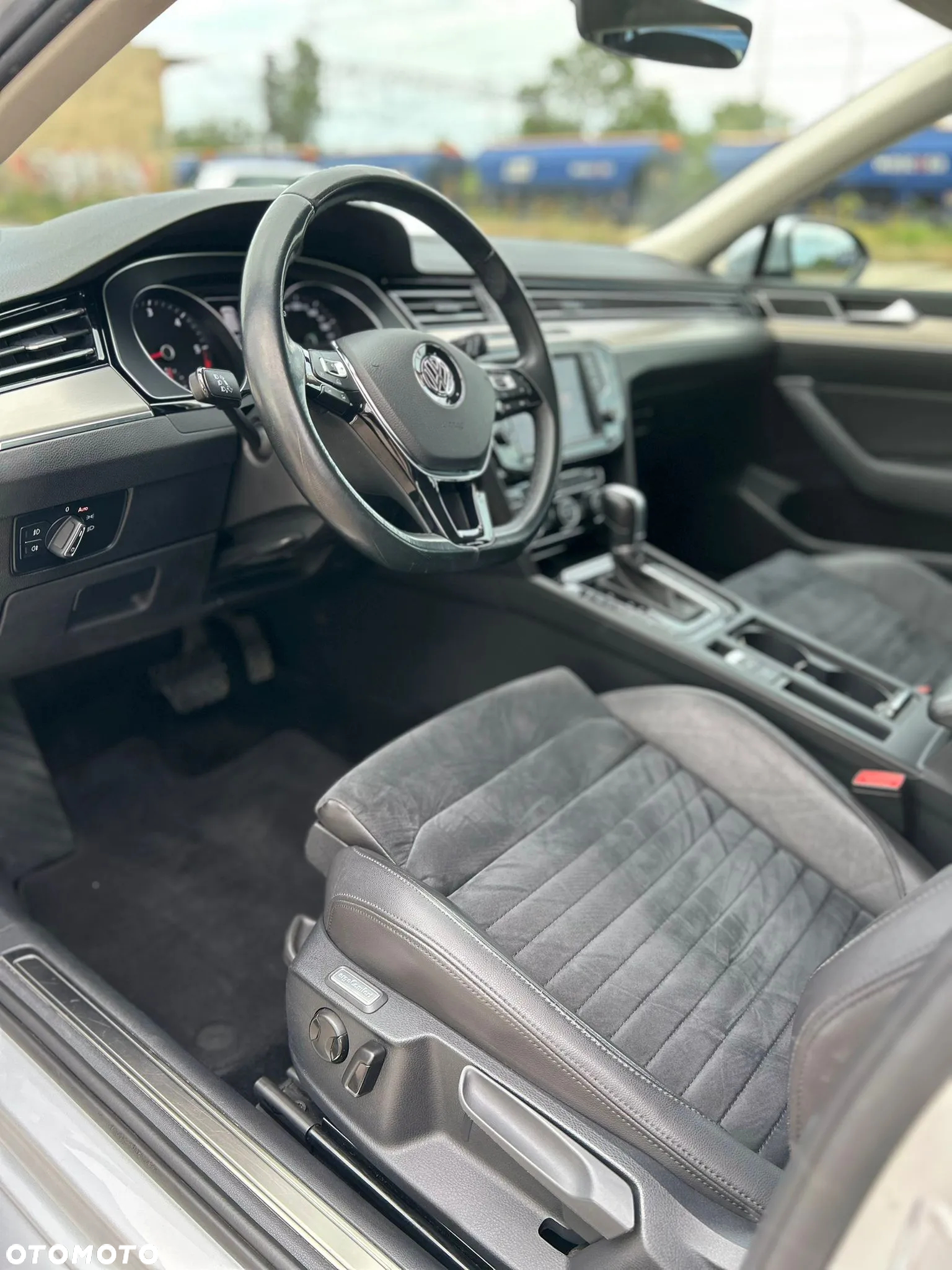 Volkswagen Passat 2.0 TDI BMT Highline DSG - 5
