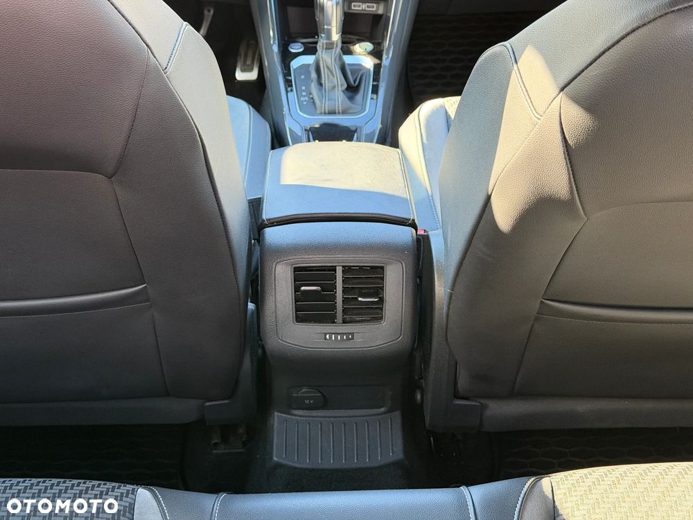 Volkswagen T-Roc 1.5 TSI OPF DSG R-Line - 40