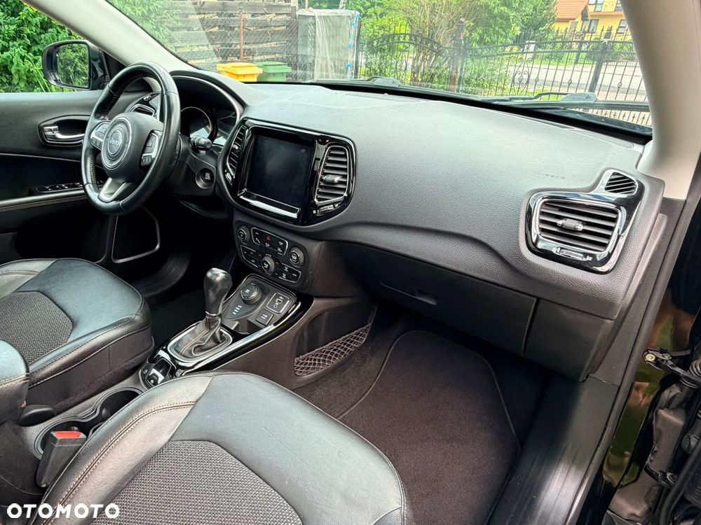 Jeep Compass 1.4 TMair Limited 4WD S&S - 29