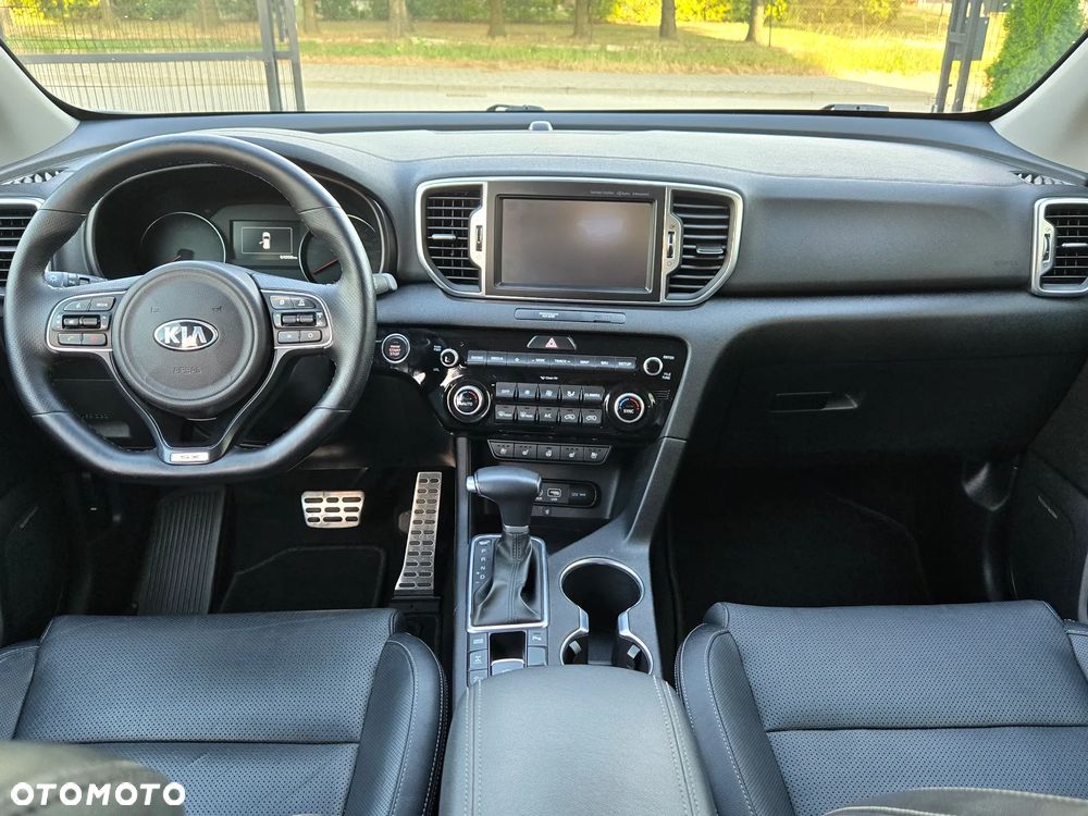 Kia Sportage - 16