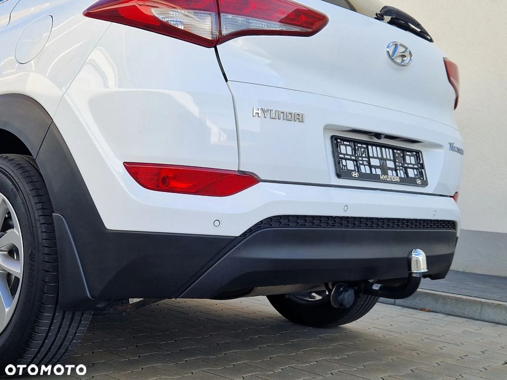 Hyundai Tucson 1.7 CRDI BlueDrive Style 2WD - 21