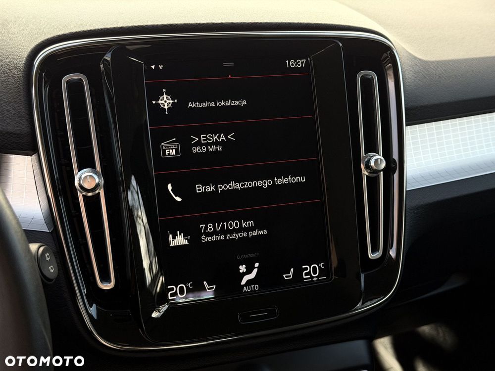 Volvo XC 40 - 24